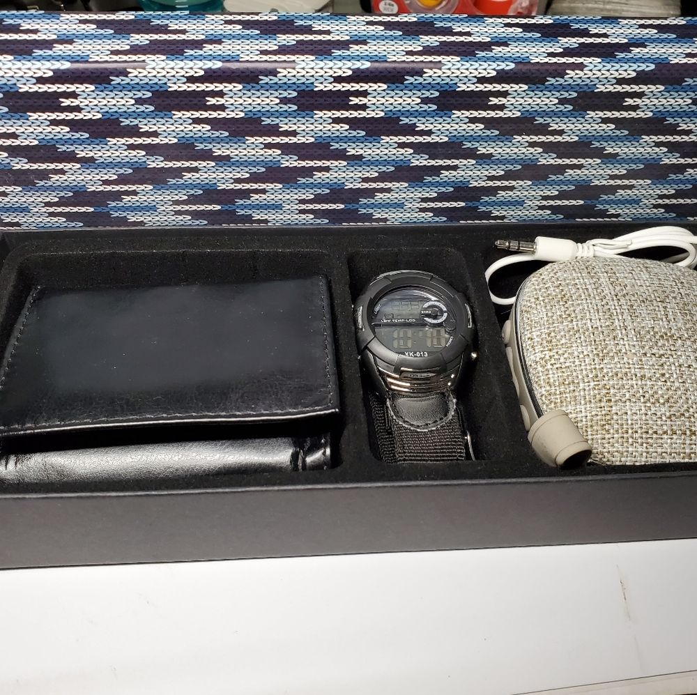Brand New mens Gift Set